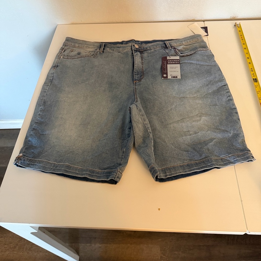 Amanda & Chelsea Women’s Washed Denim Jean Shorts - Faded Blue